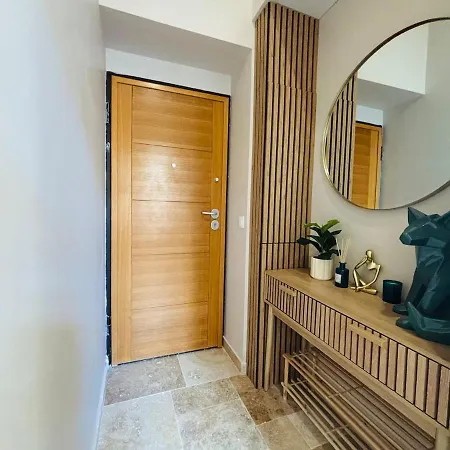 Le Sainte Rose Standing, Center On Foot Appartement *